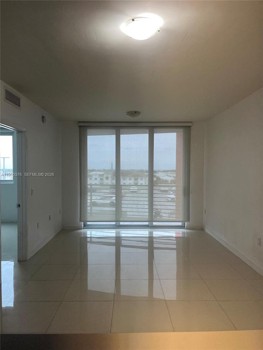 7661 NW 107th Ave # 706, Doral FL 33178 — 3