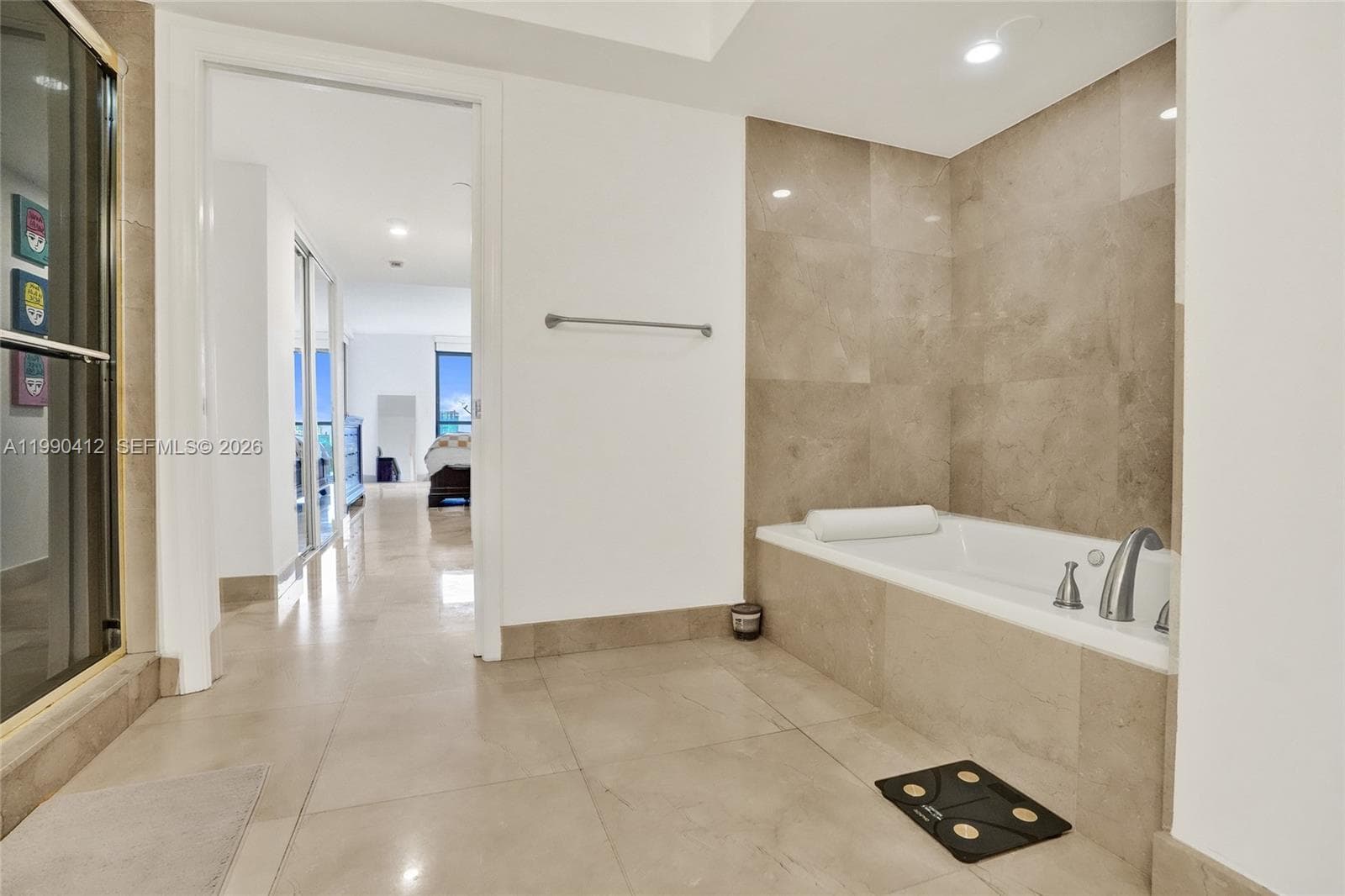 3598 Yacht Club Dr # 702, Aventura FL 33180 — 26