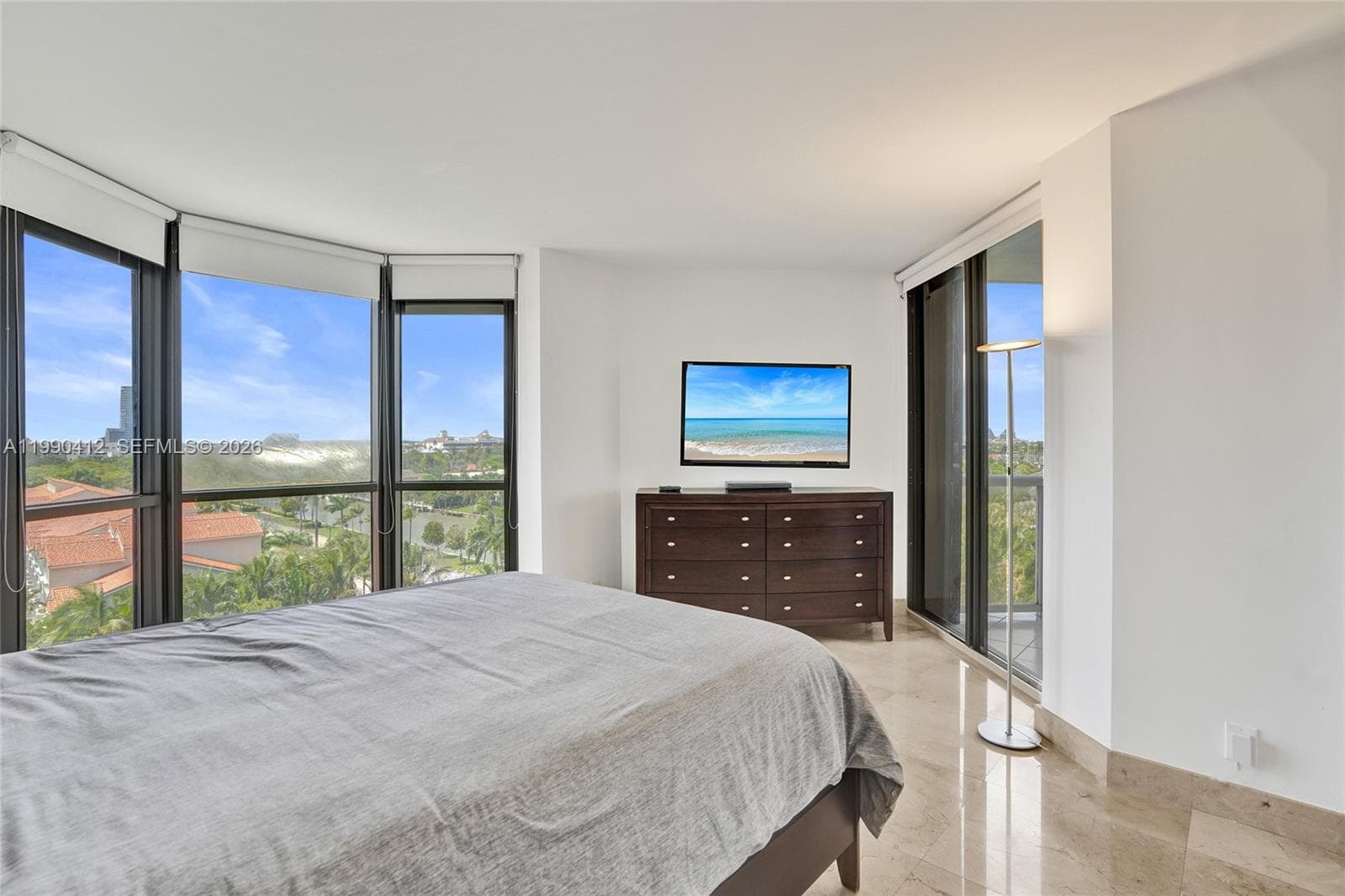 3598 Yacht Club Dr # 702, Aventura FL 33180 — 34
