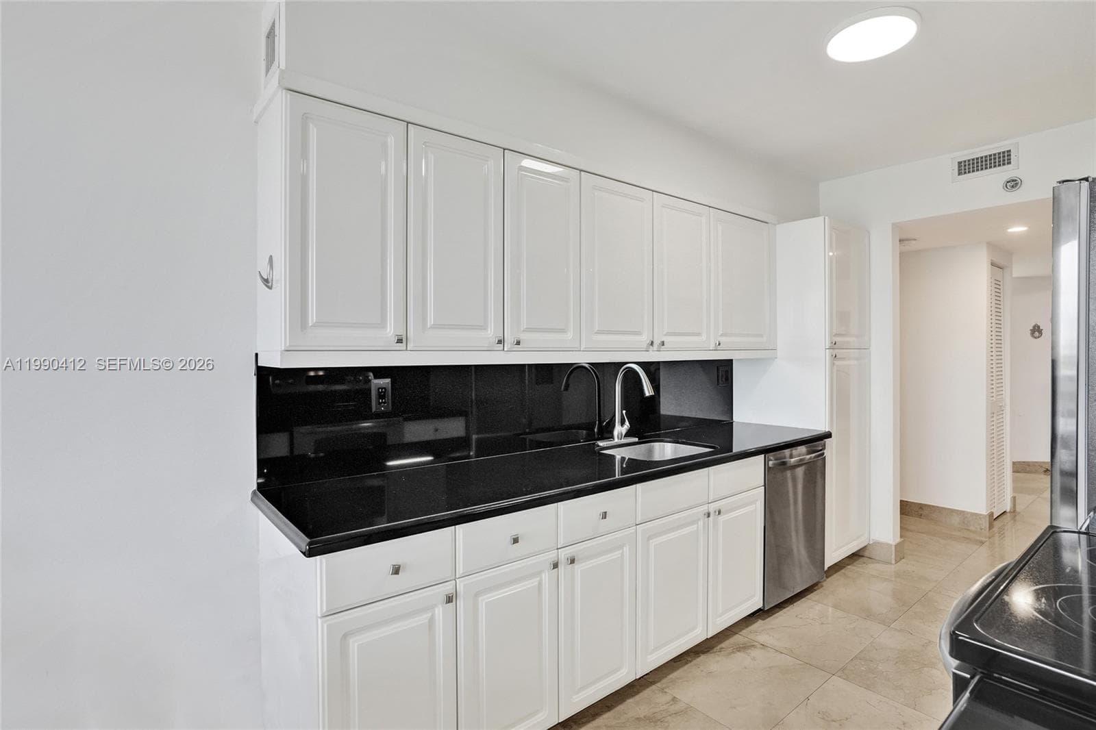 3598 Yacht Club Dr # 702, Aventura FL 33180 — 18
