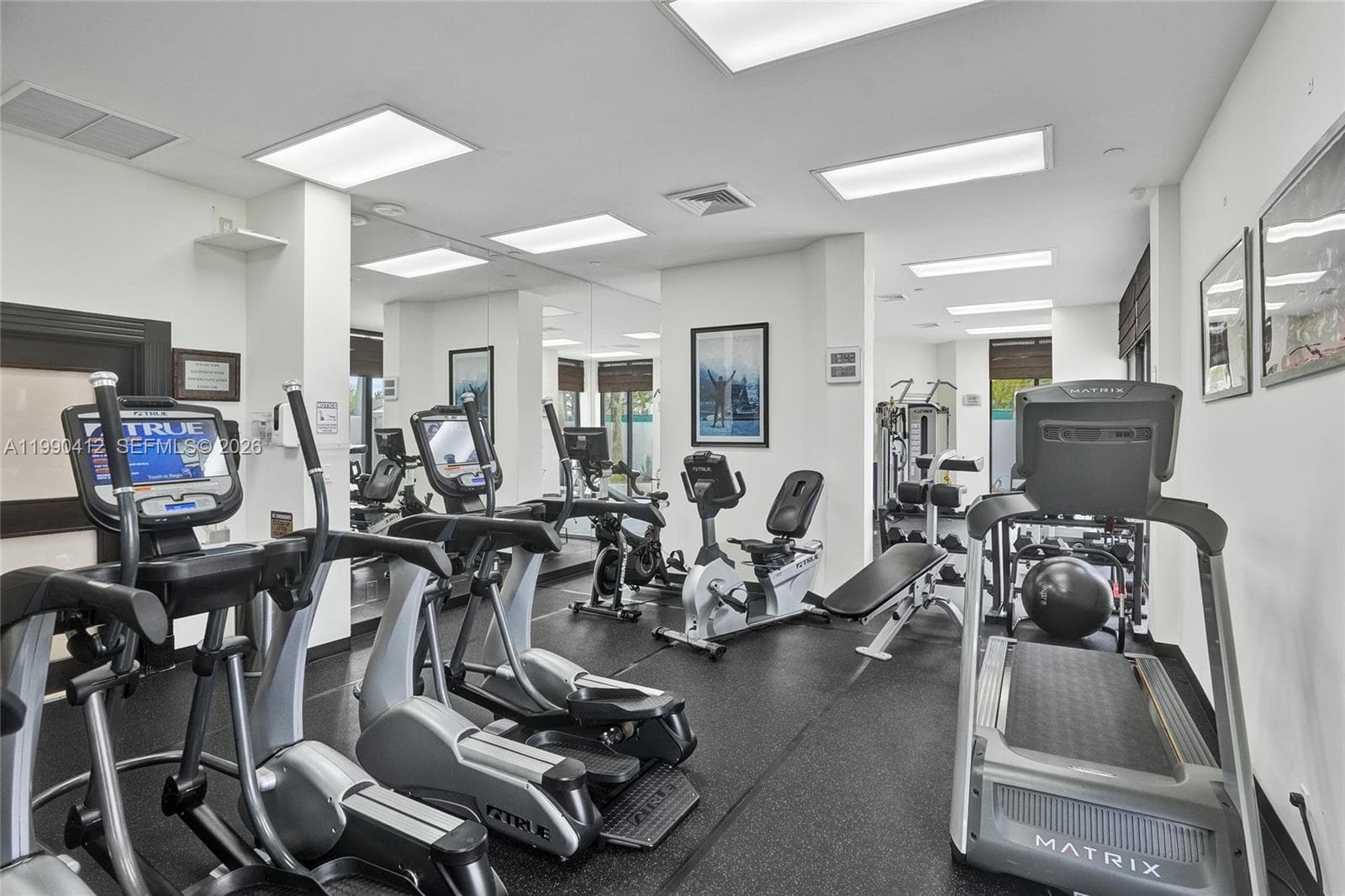 3598 Yacht Club Dr # 702, Aventura FL 33180 — 50