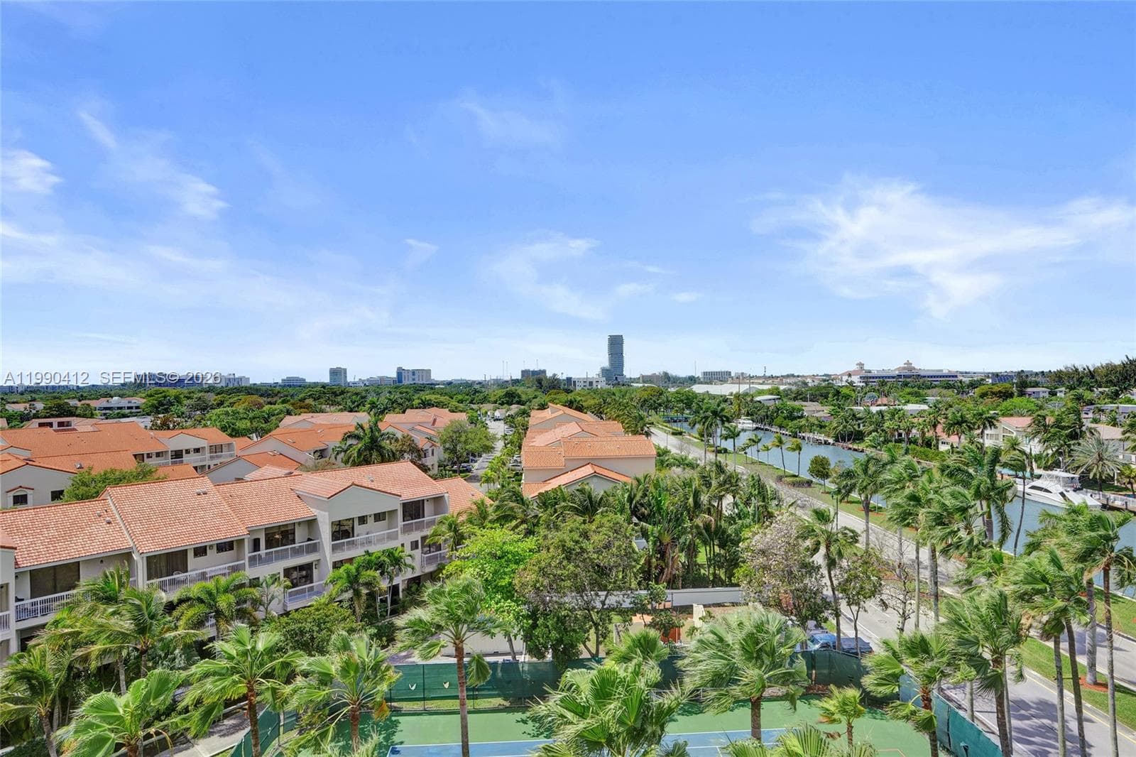 3598 Yacht Club Dr # 702, Aventura FL 33180 — 40