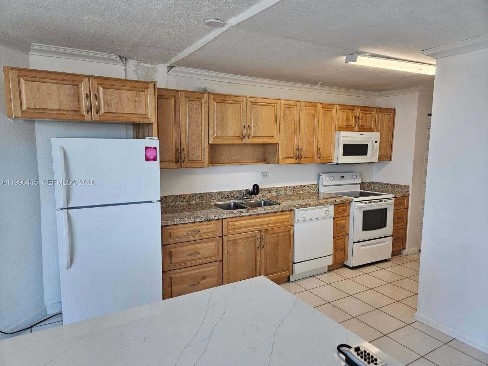 7135 Collins Ave # 1821, Miami Beach FL 33141 — 2