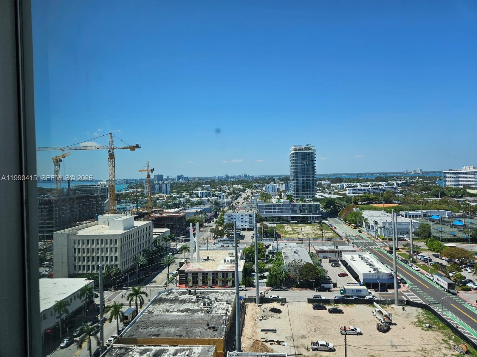 7135 Collins Ave # 1821, Miami Beach FL 33141 — 1