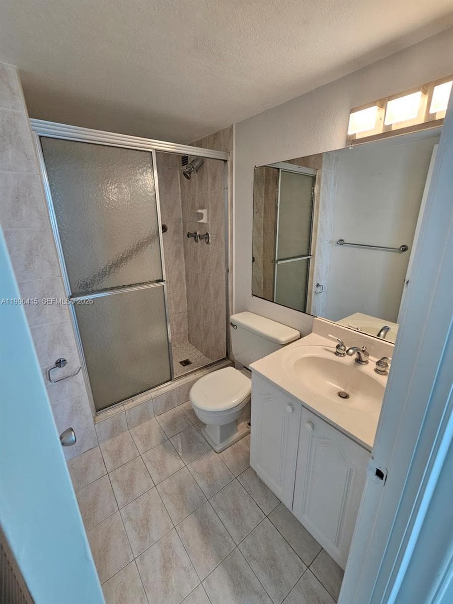 7135 Collins Ave # 1821, Miami Beach FL 33141 — 5