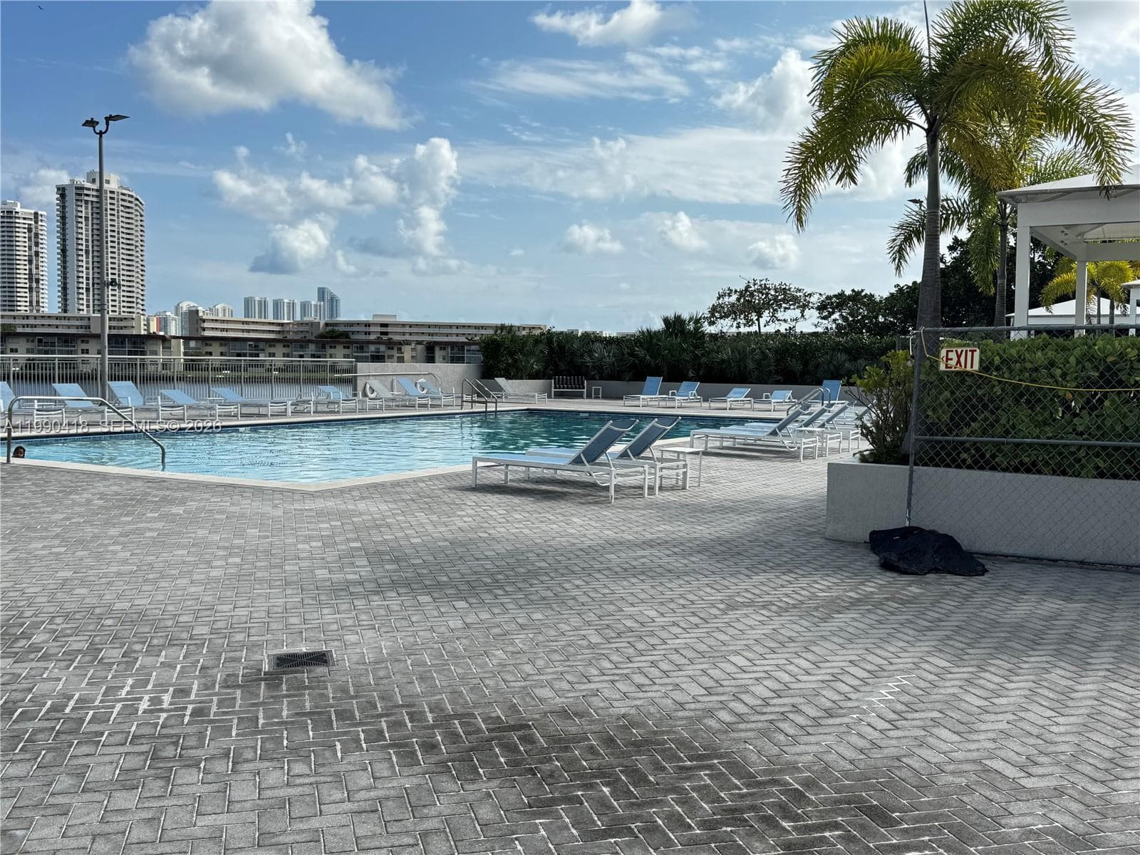 18061 Biscayne Blvd # 1203, Aventura FL 33160 — 36