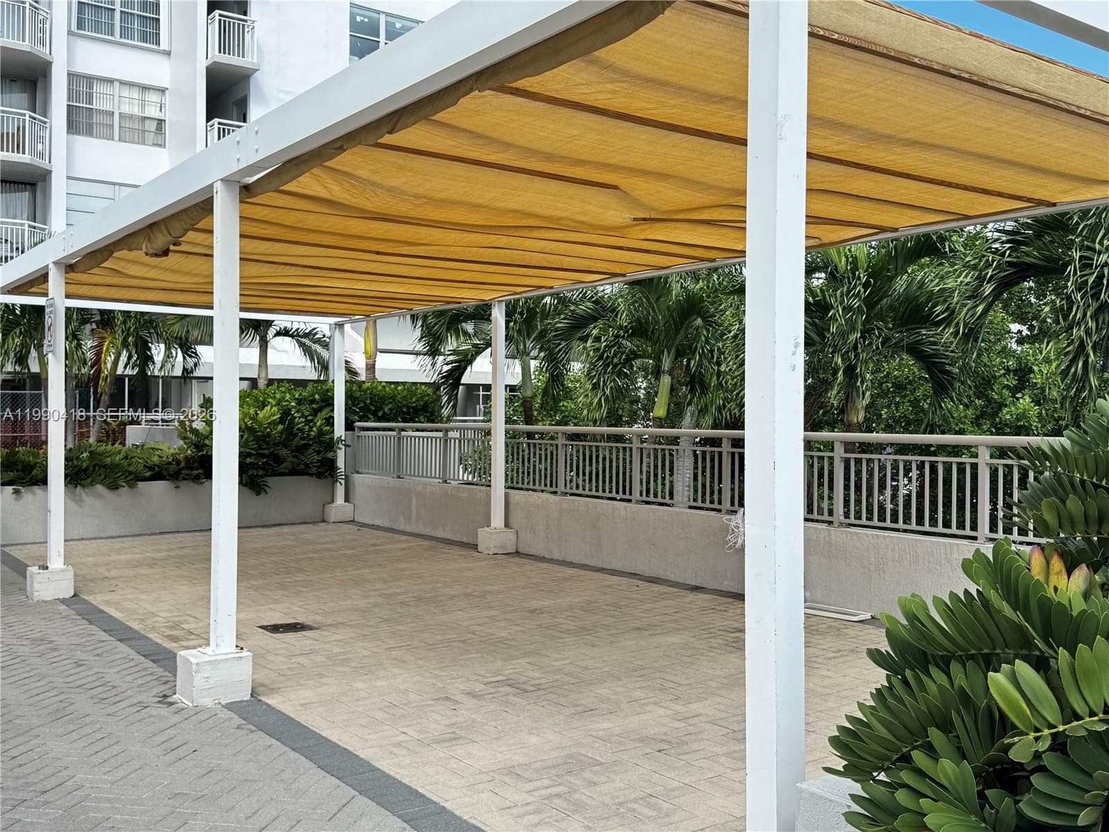 18061 Biscayne Blvd # 1203, Aventura FL 33160 — 30