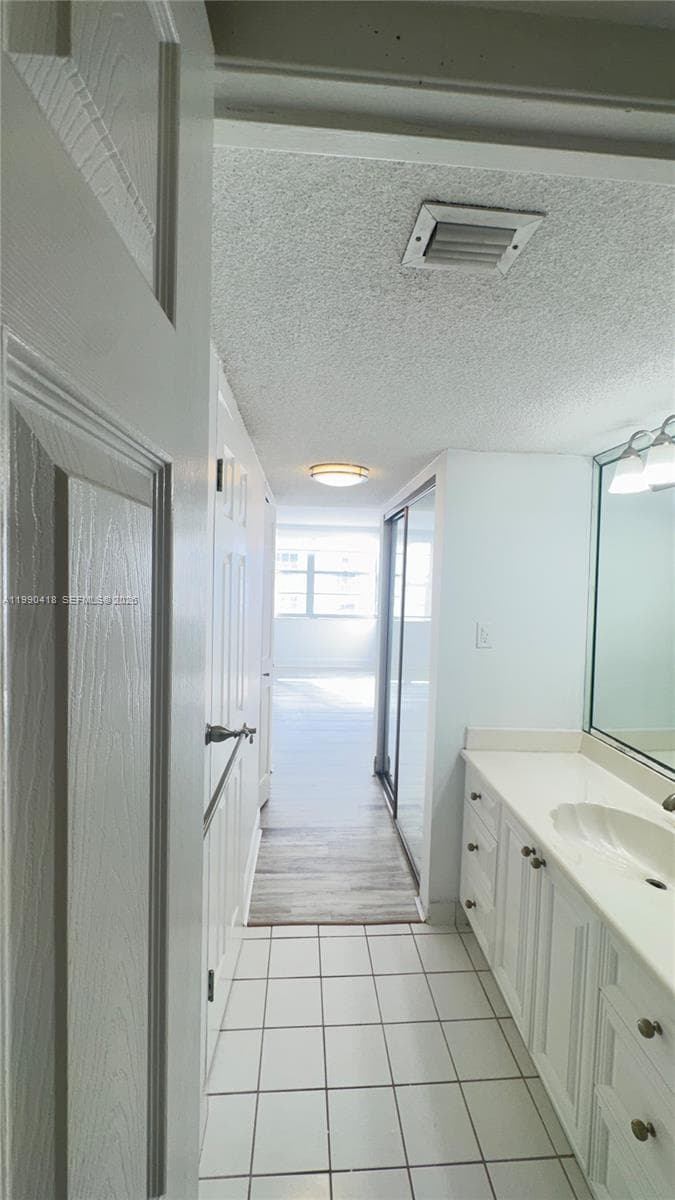 18061 Biscayne Blvd # 1203, Aventura FL 33160 — 14