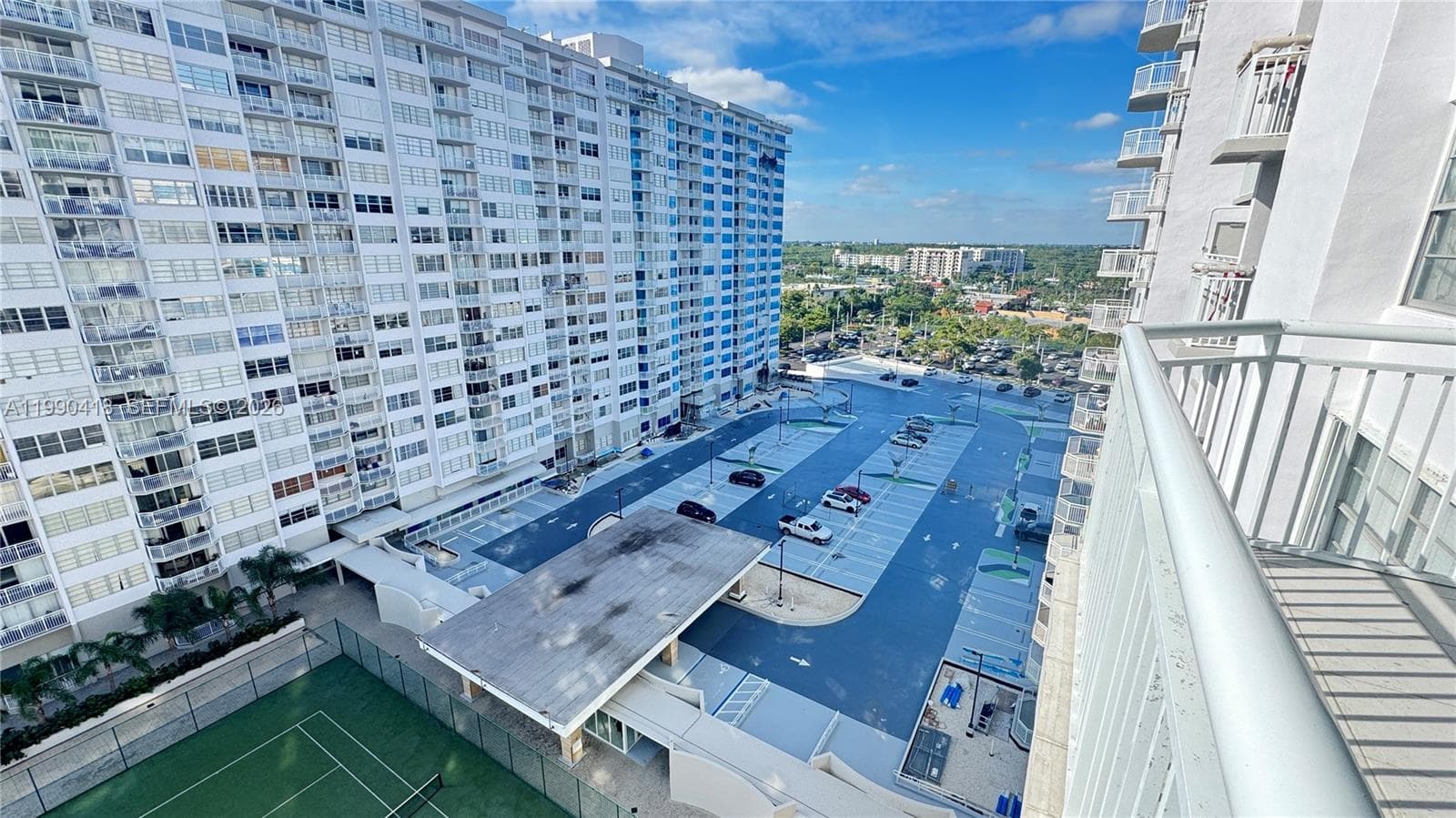 18061 Biscayne Blvd # 1203, Aventura FL 33160 — 25