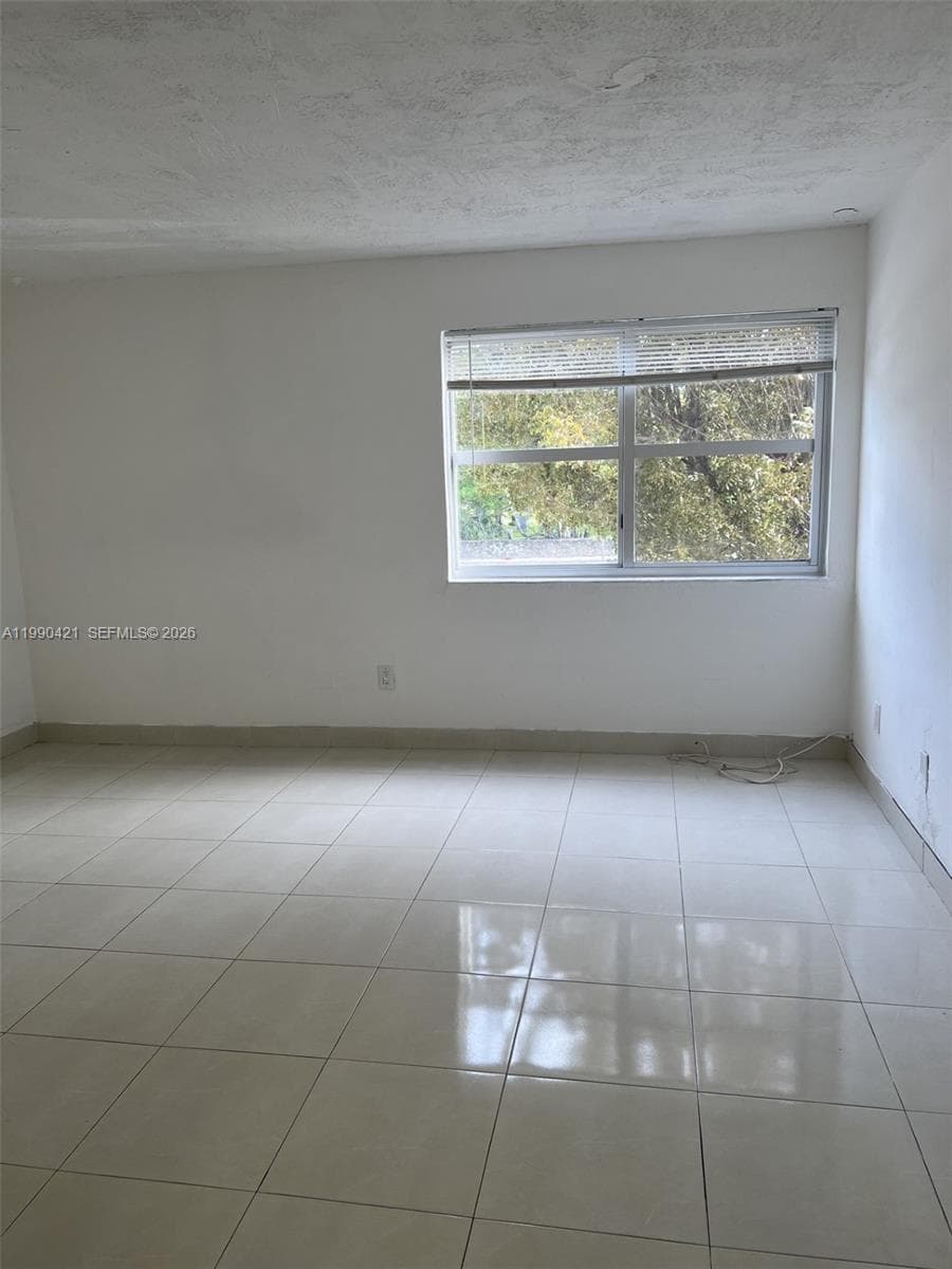 5501 NW 7th St # E219, Miami FL 33126 — 13