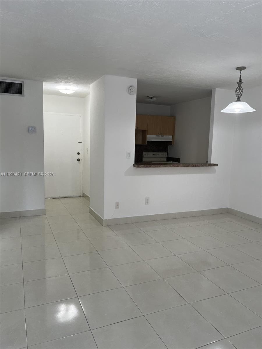 5501 NW 7th St # E219, Miami FL 33126 — 11