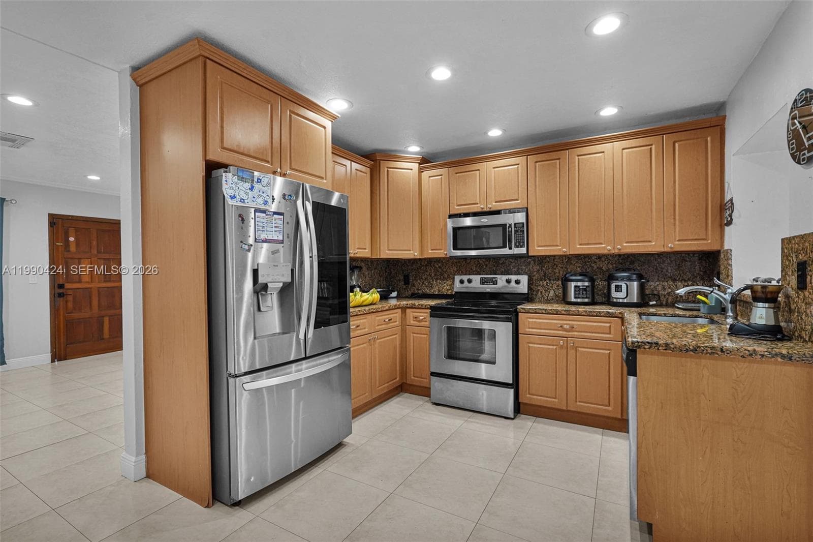 760 E 55th St, Hialeah FL 33013 — 9