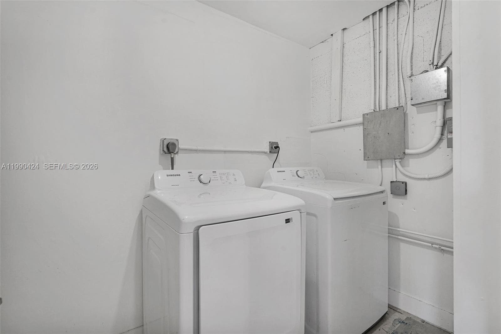 760 E 55th St, Hialeah FL 33013 — 30