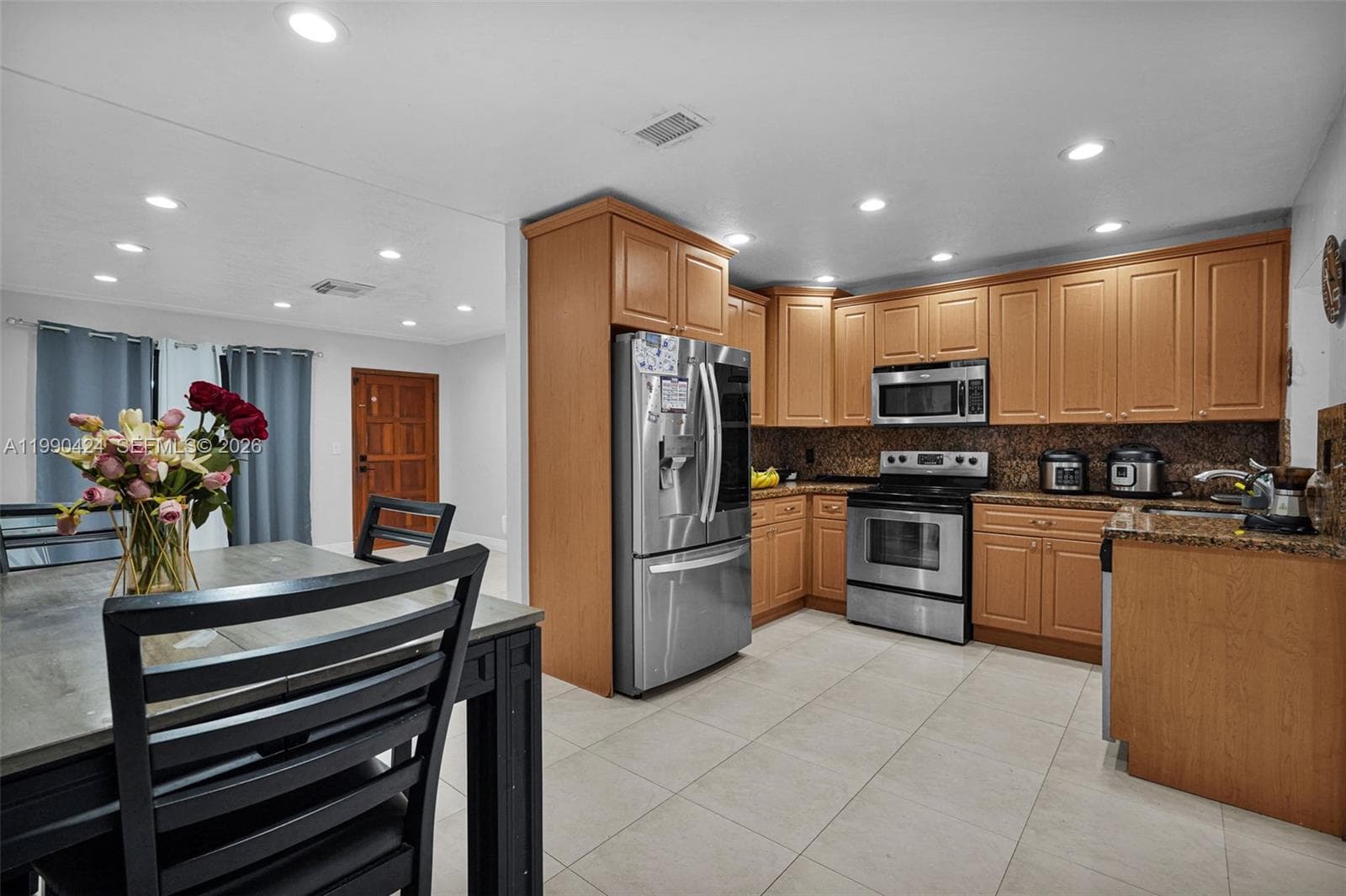 760 E 55th St, Hialeah FL 33013 — 11