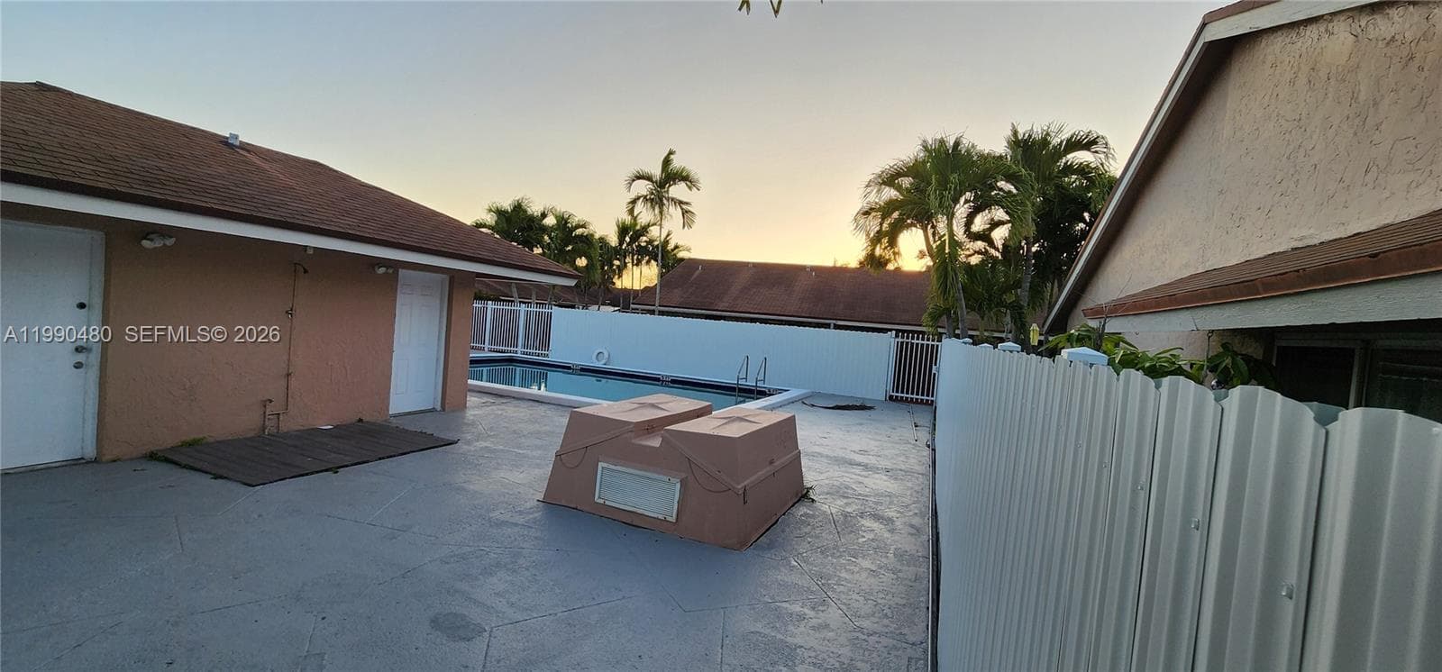 15585 SW 76th Ln # 8, Miami FL 33193 — 41