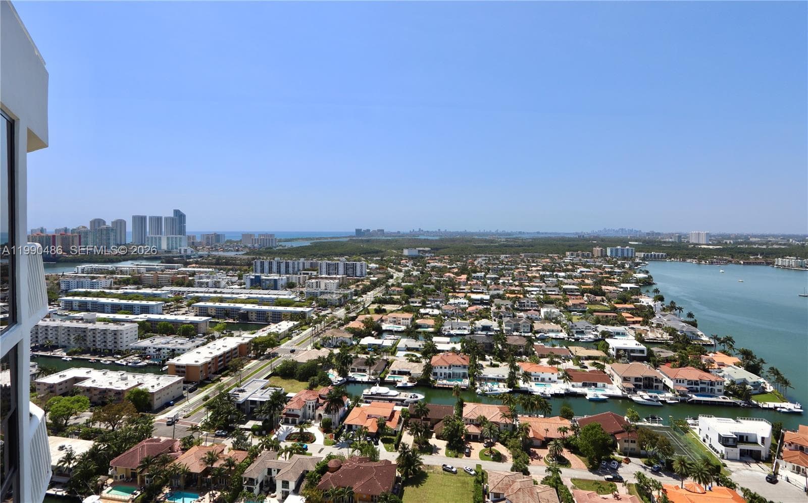 1000 Island Blvd, Aventura FL 33160 — 25