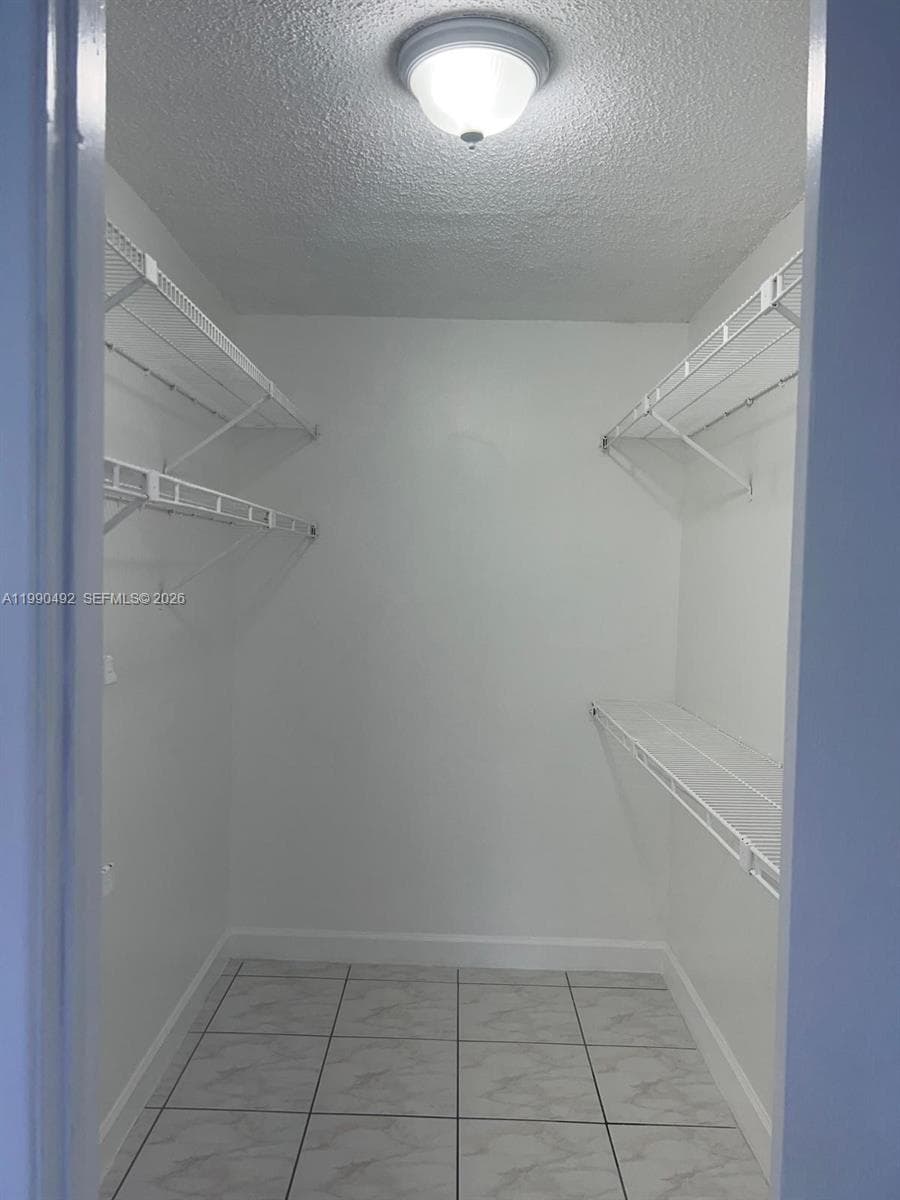 2565 W 56th St # 209, Hialeah FL 33016 — 7