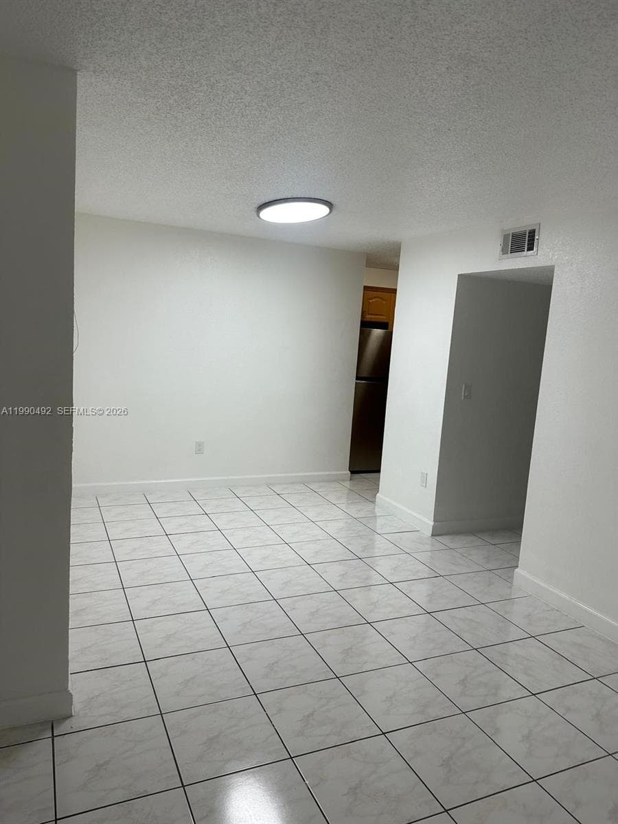 2565 W 56th St # 209, Hialeah FL 33016 — 4