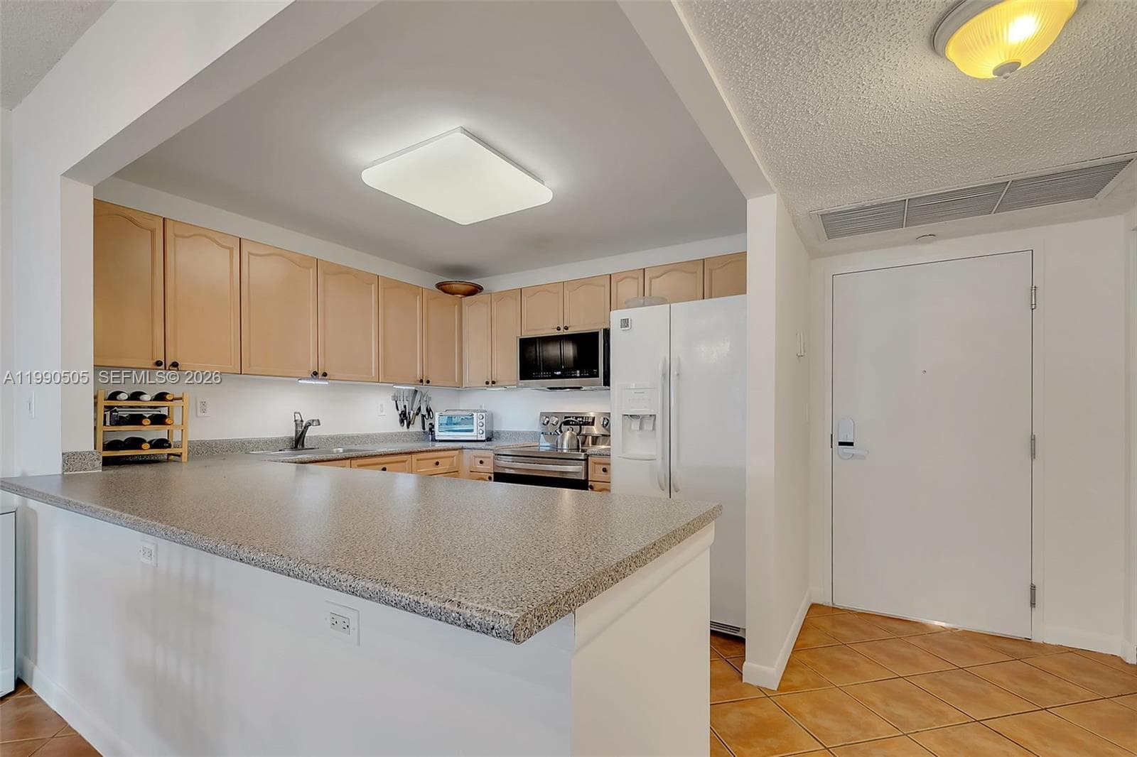 2301 Collins Ave # 533, Miami Beach FL 33139 — 3