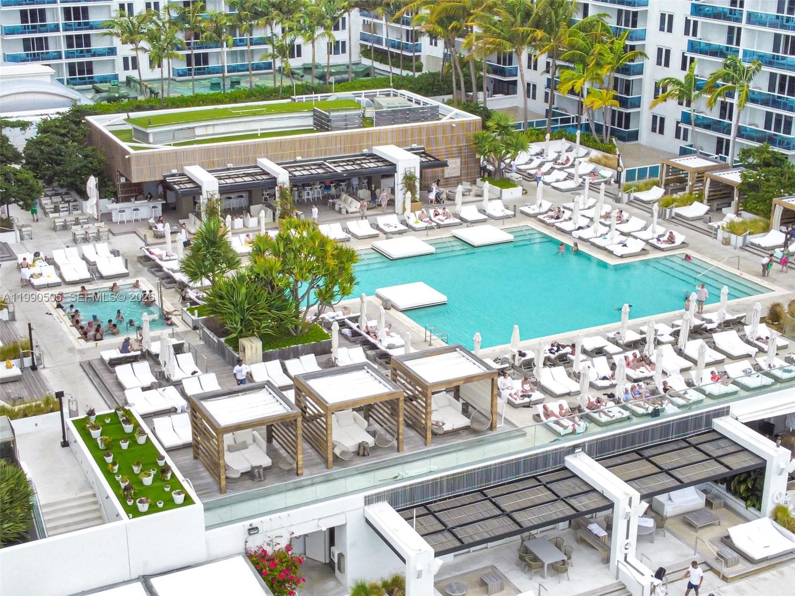 2301 Collins Ave # 533, Miami Beach FL 33139 — 24