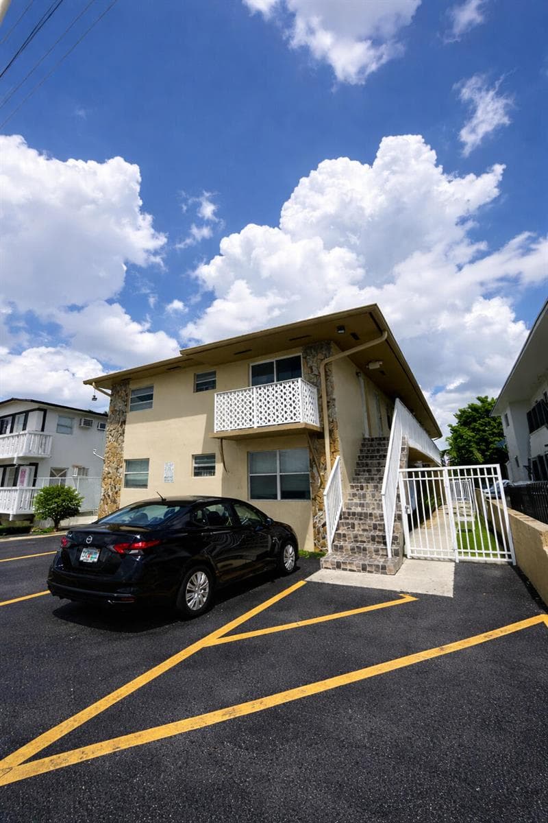 715 W 29th Street, Hialeah FL 33012 — 2