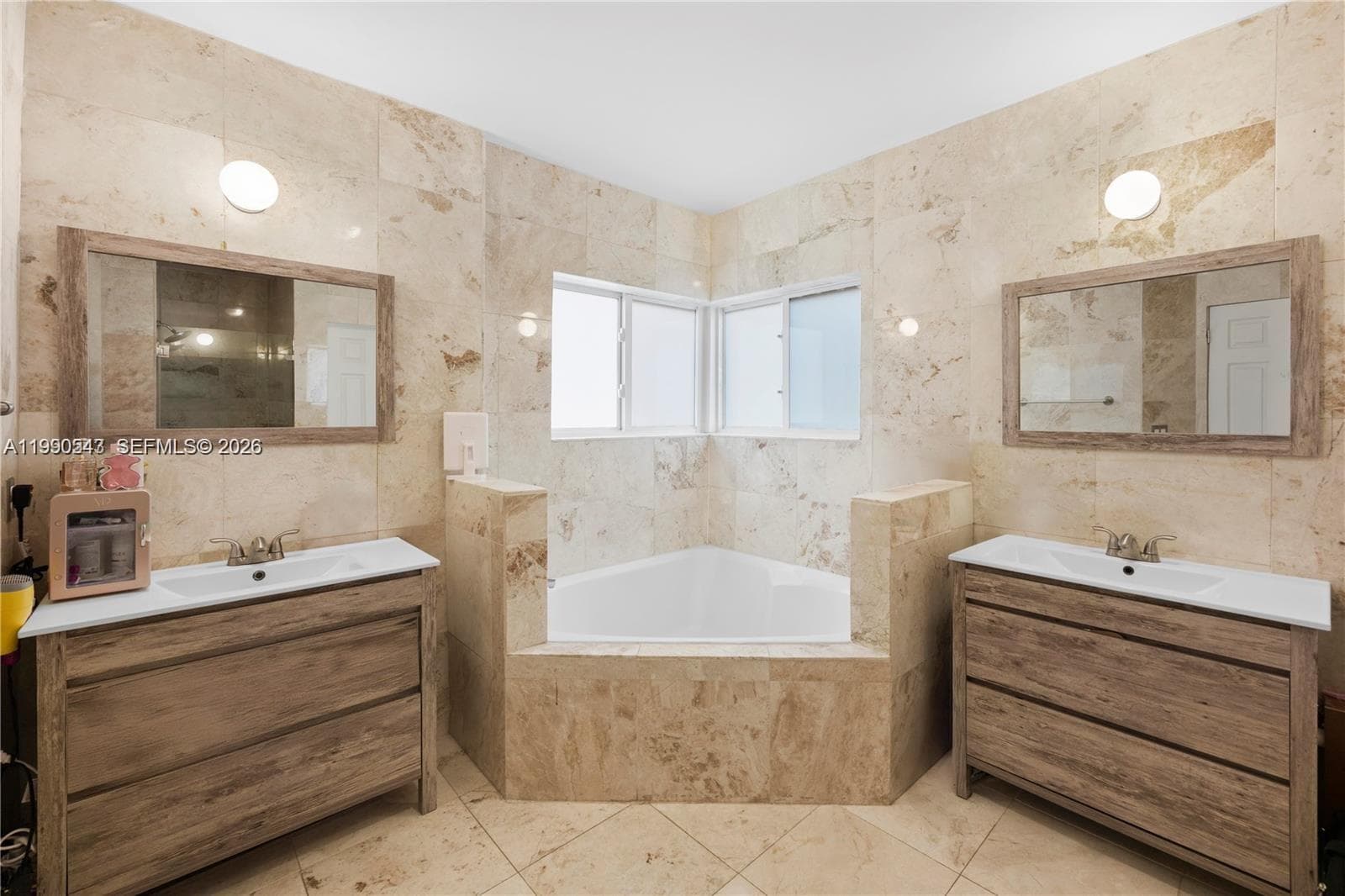11243 NW 58th Ter # 1, Doral FL 33178 — 34