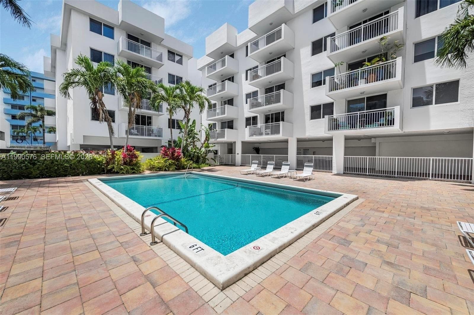 1665 Bay Rd # 221, Miami Beach FL 33139 — 27