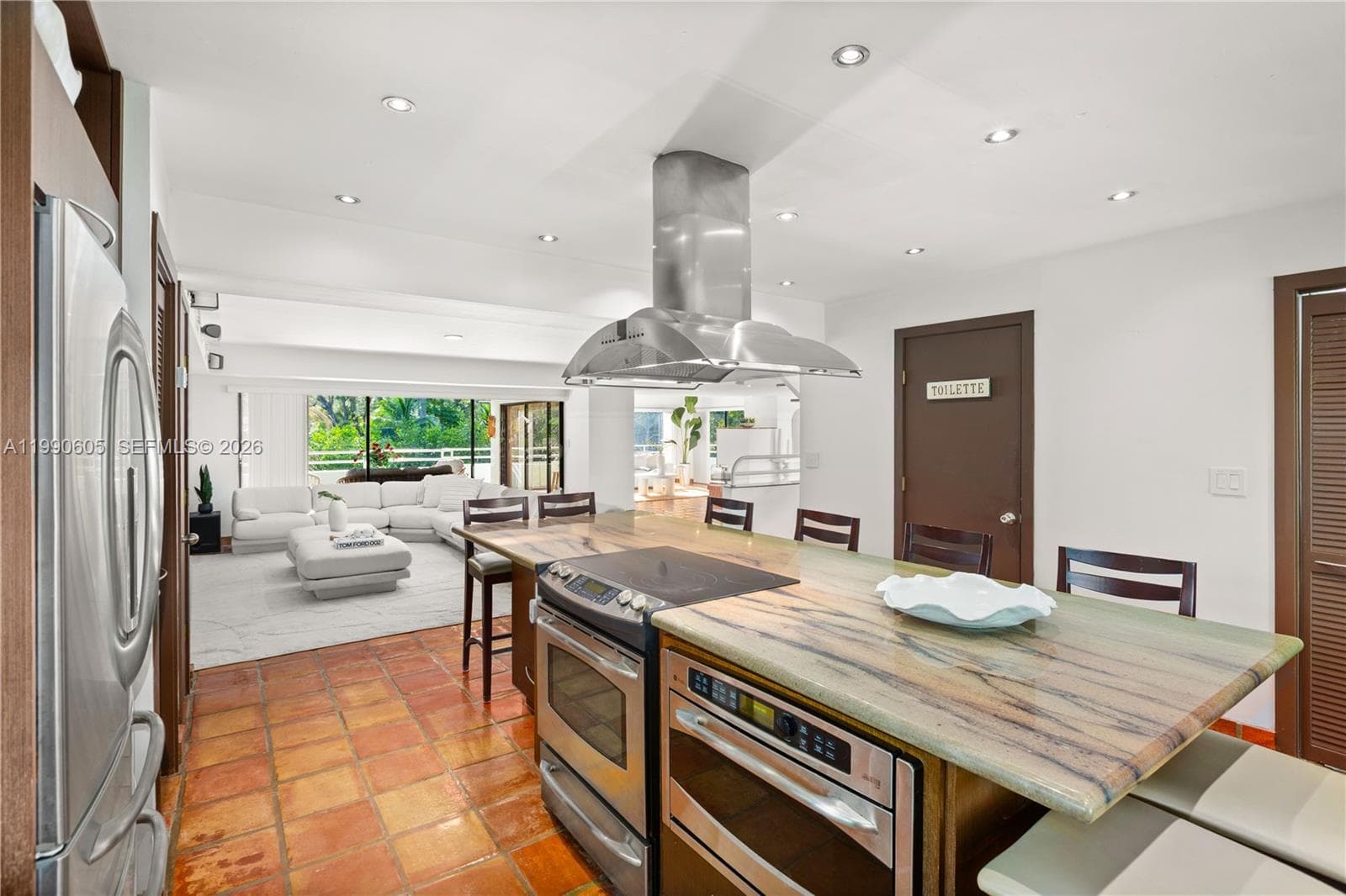 3520 Rockerman Rd, Miami FL 33133 — 12