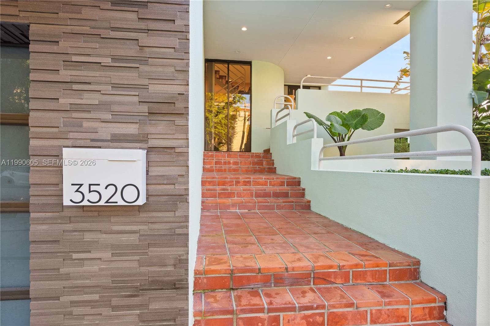 3520 Rockerman Rd, Miami FL 33133 — 5