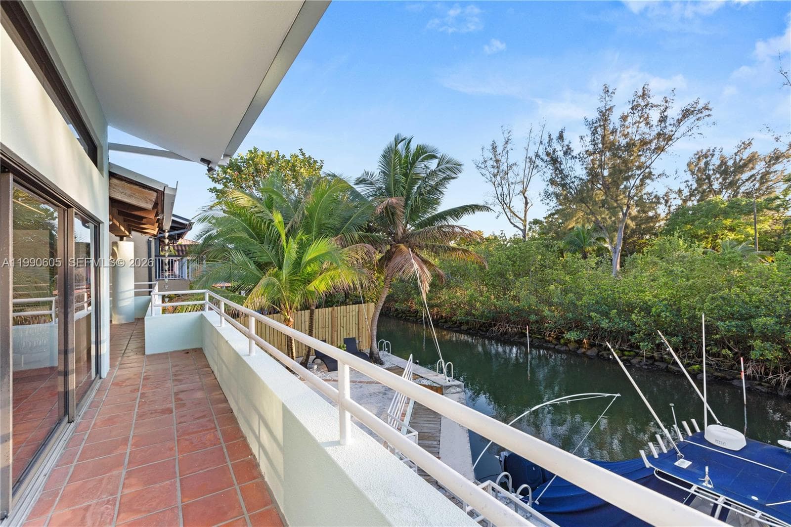 3520 Rockerman Rd, Miami FL 33133 — 54