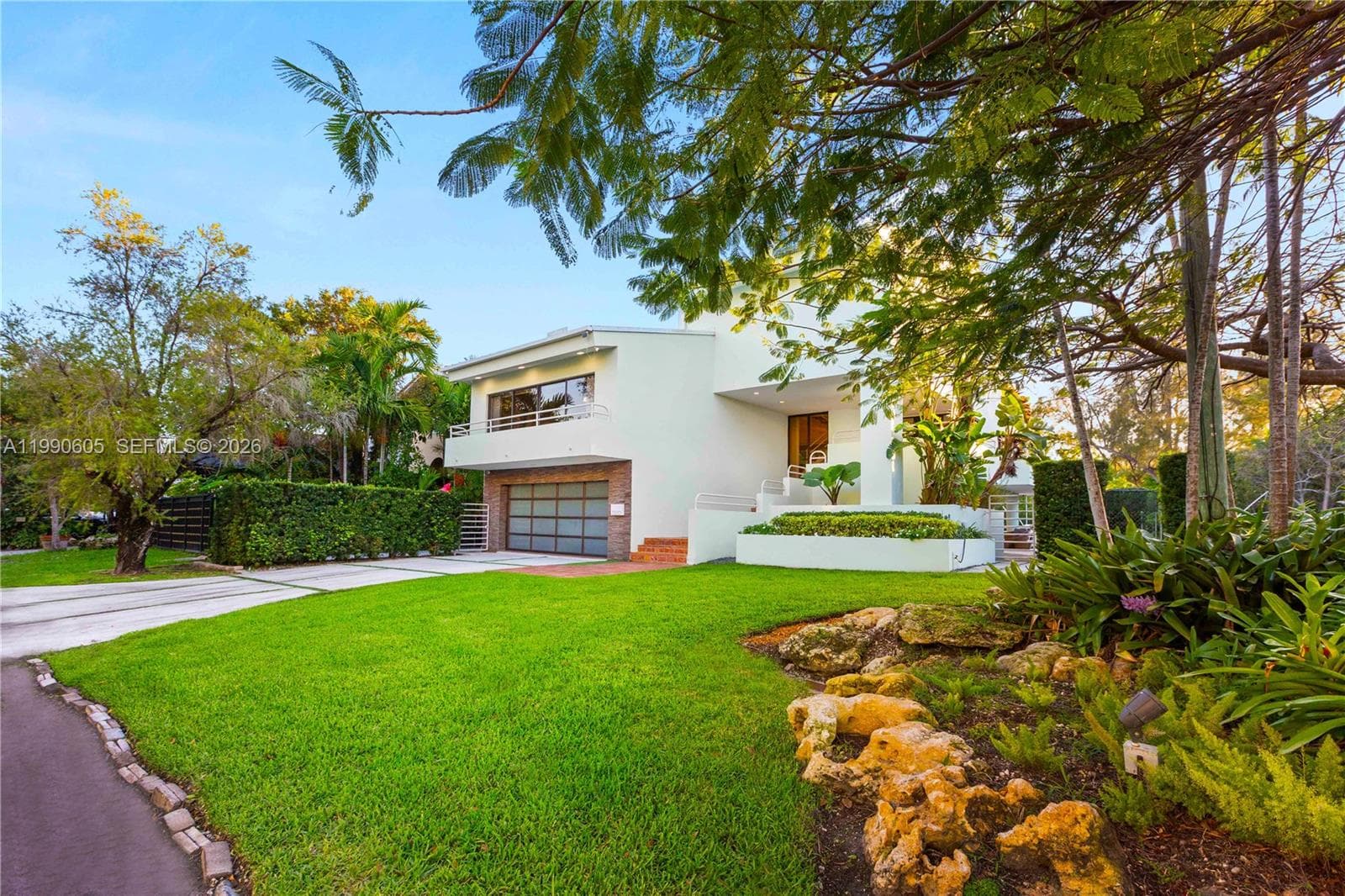 3520 Rockerman Rd, Miami FL 33133 — 4
