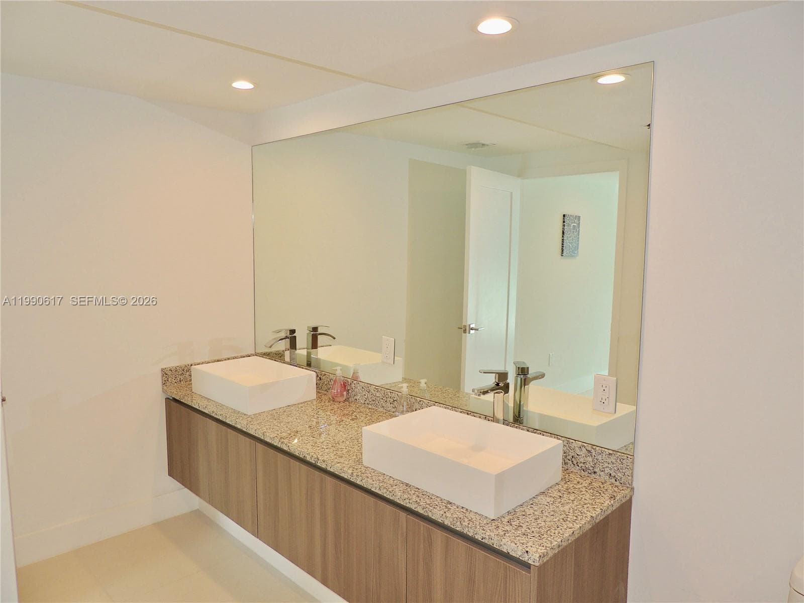 1170 101st St # 402, Bay Harbor Islands FL 33154 — 18