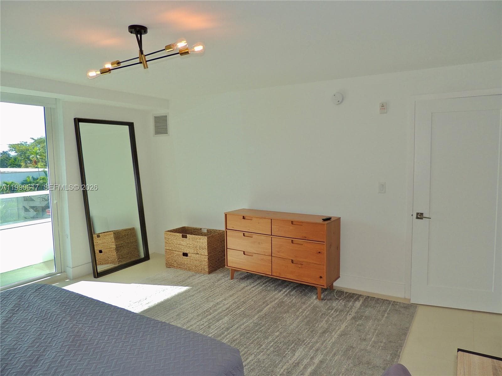 1170 101st St # 402, Bay Harbor Islands FL 33154 — 11