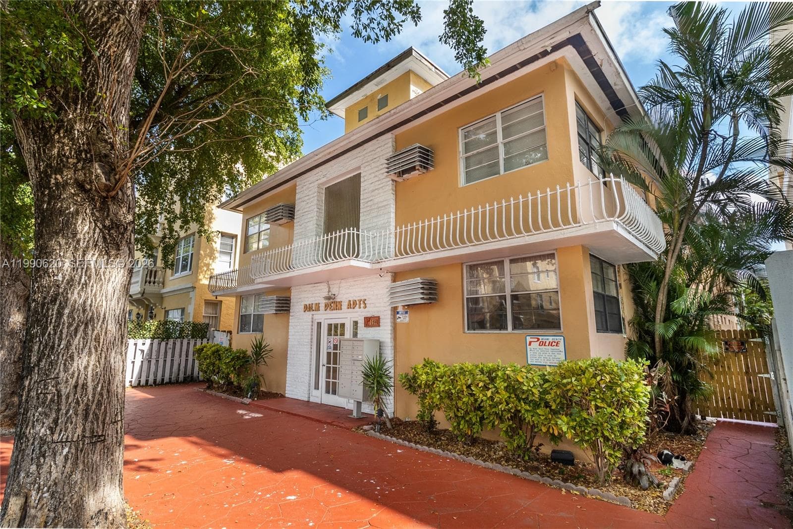 1611 Pennsylvania Ave # 4, Miami Beach FL 33139 — 5