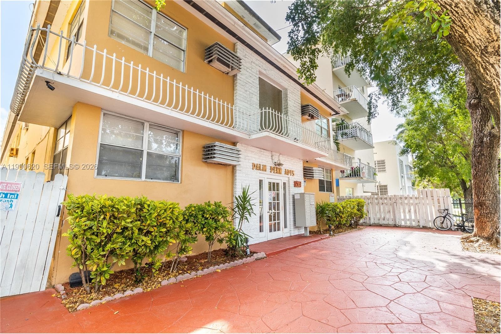 1611 Pennsylvania Ave # 4, Miami Beach FL 33139 — 4