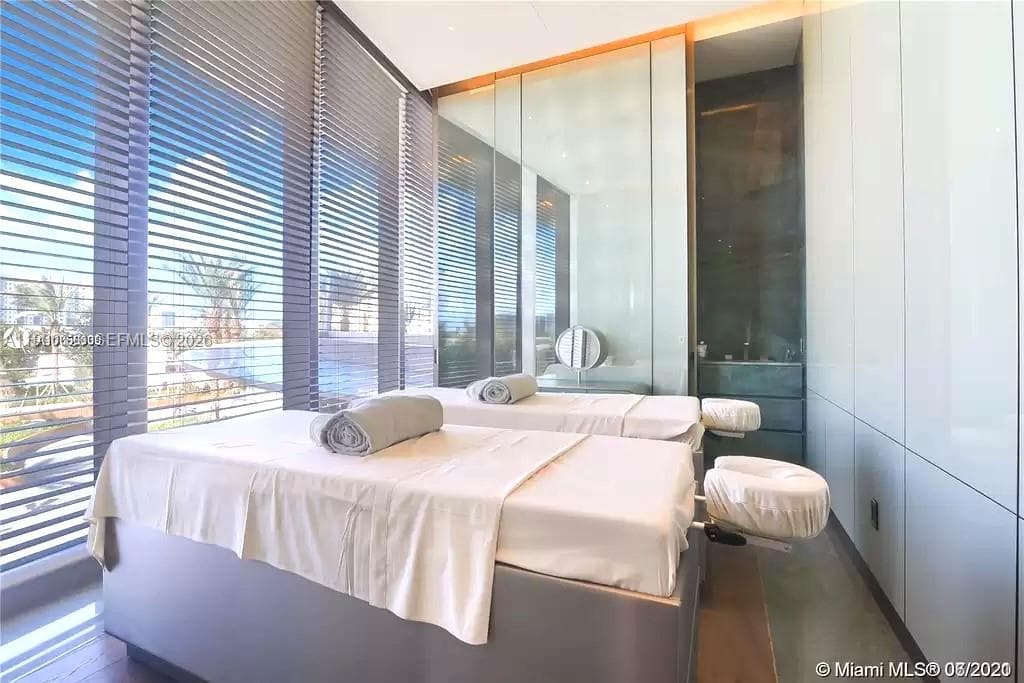18975 Collins Ave # 5103, Sunny Isles Beach FL 33160 — 53