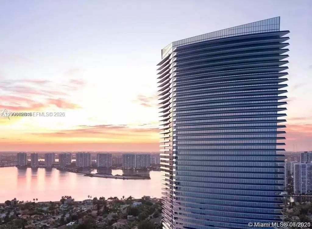 18975 Collins Ave # 5103, Sunny Isles Beach FL 33160 — 65
