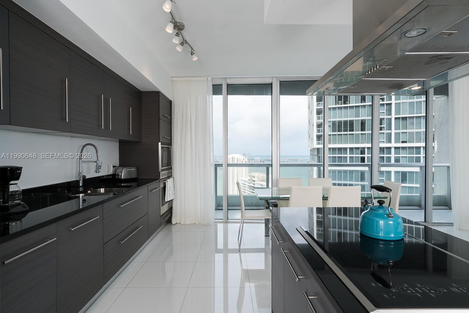 485 Brickell Ave # 4110, Miami FL 33131 — 2