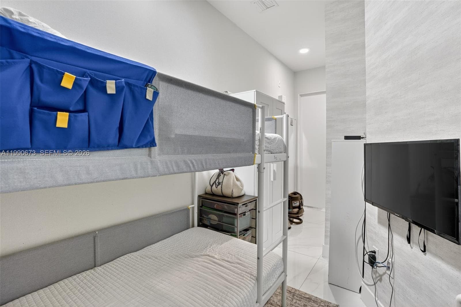 2675 S Bayshore Dr # 402S, Miami FL 33133 — 32