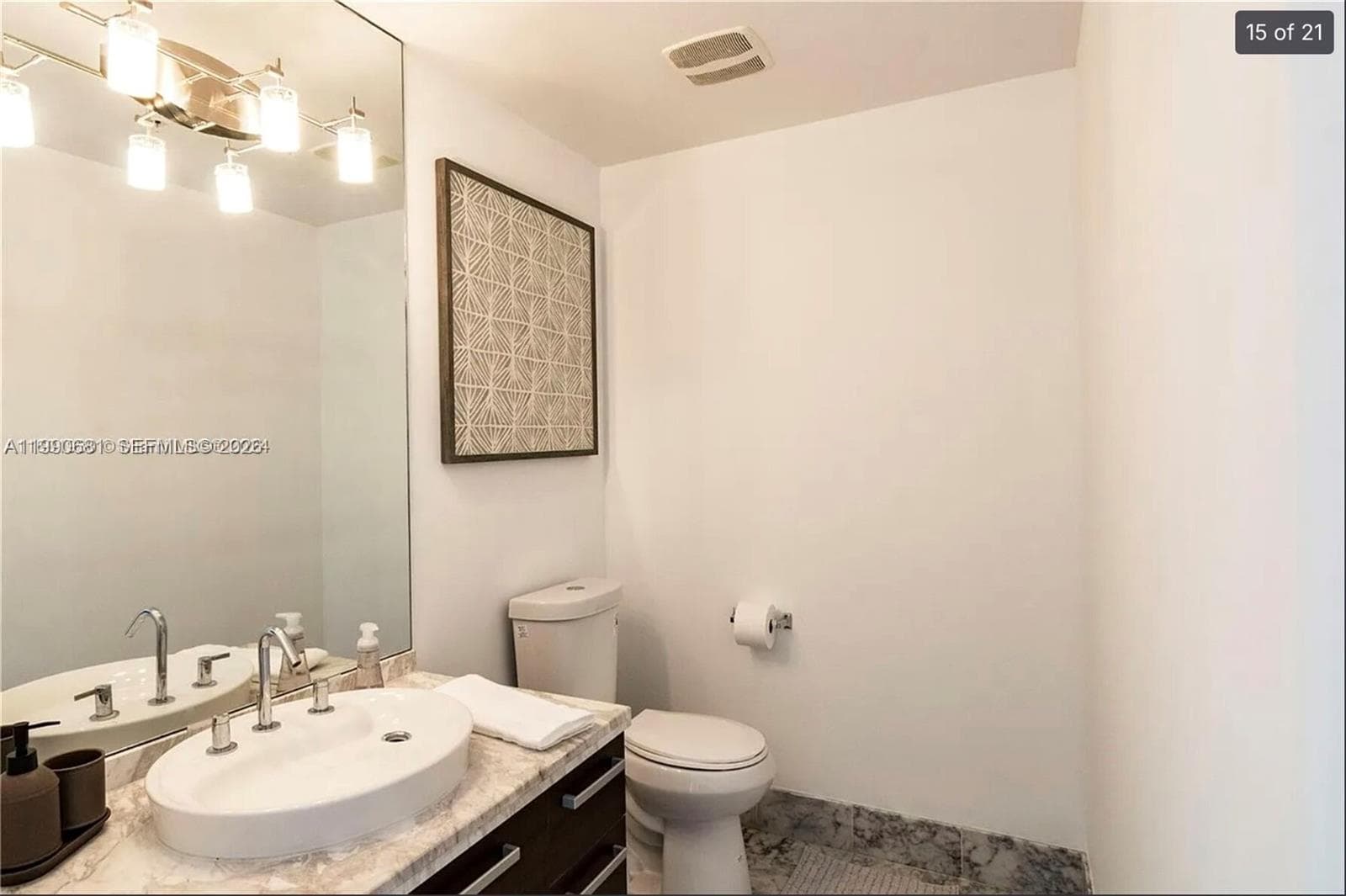 253 NE 2nd St # 617, Miami FL 33132 — 14