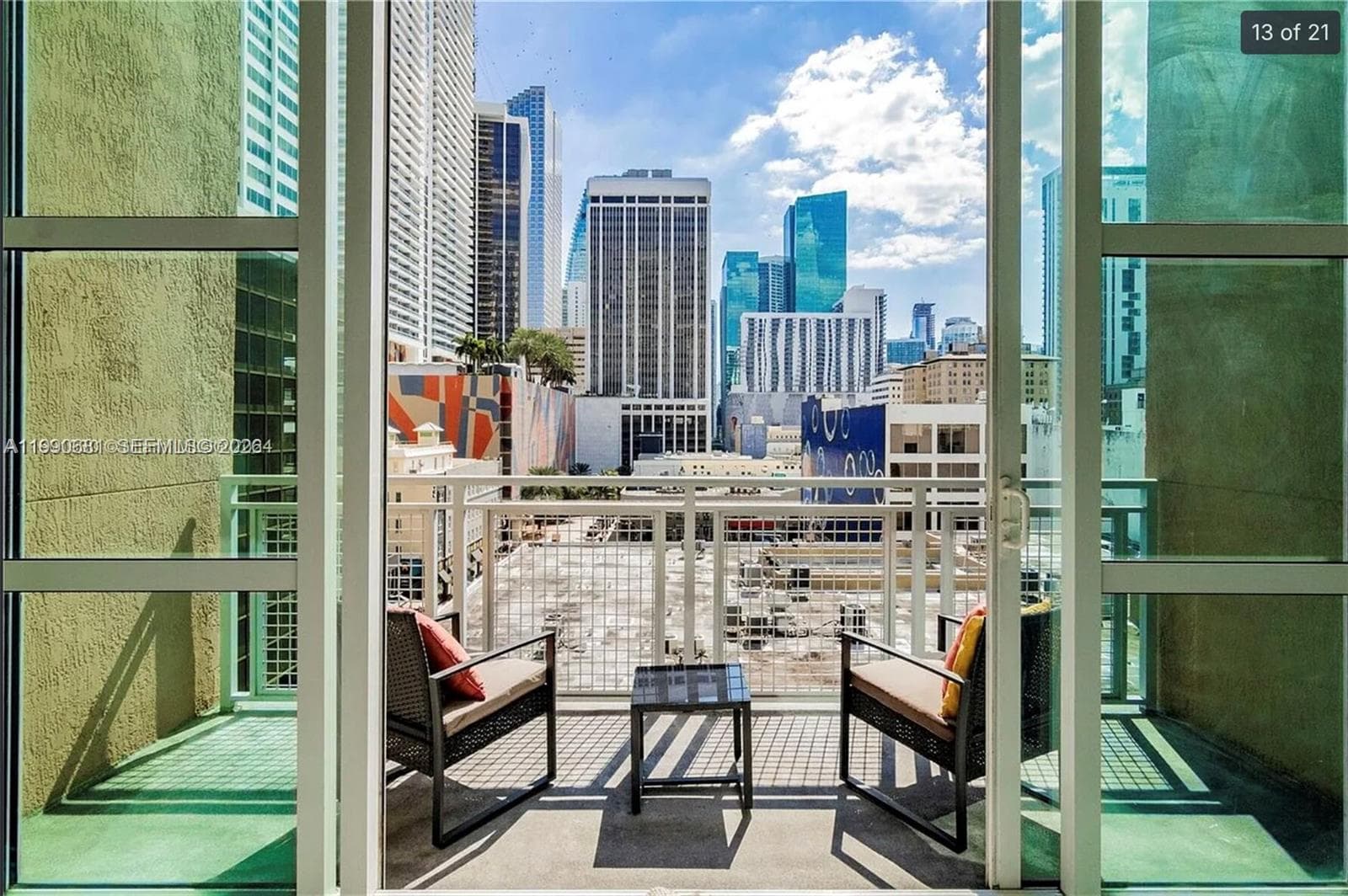 253 NE 2nd St # 617, Miami FL 33132 — 18