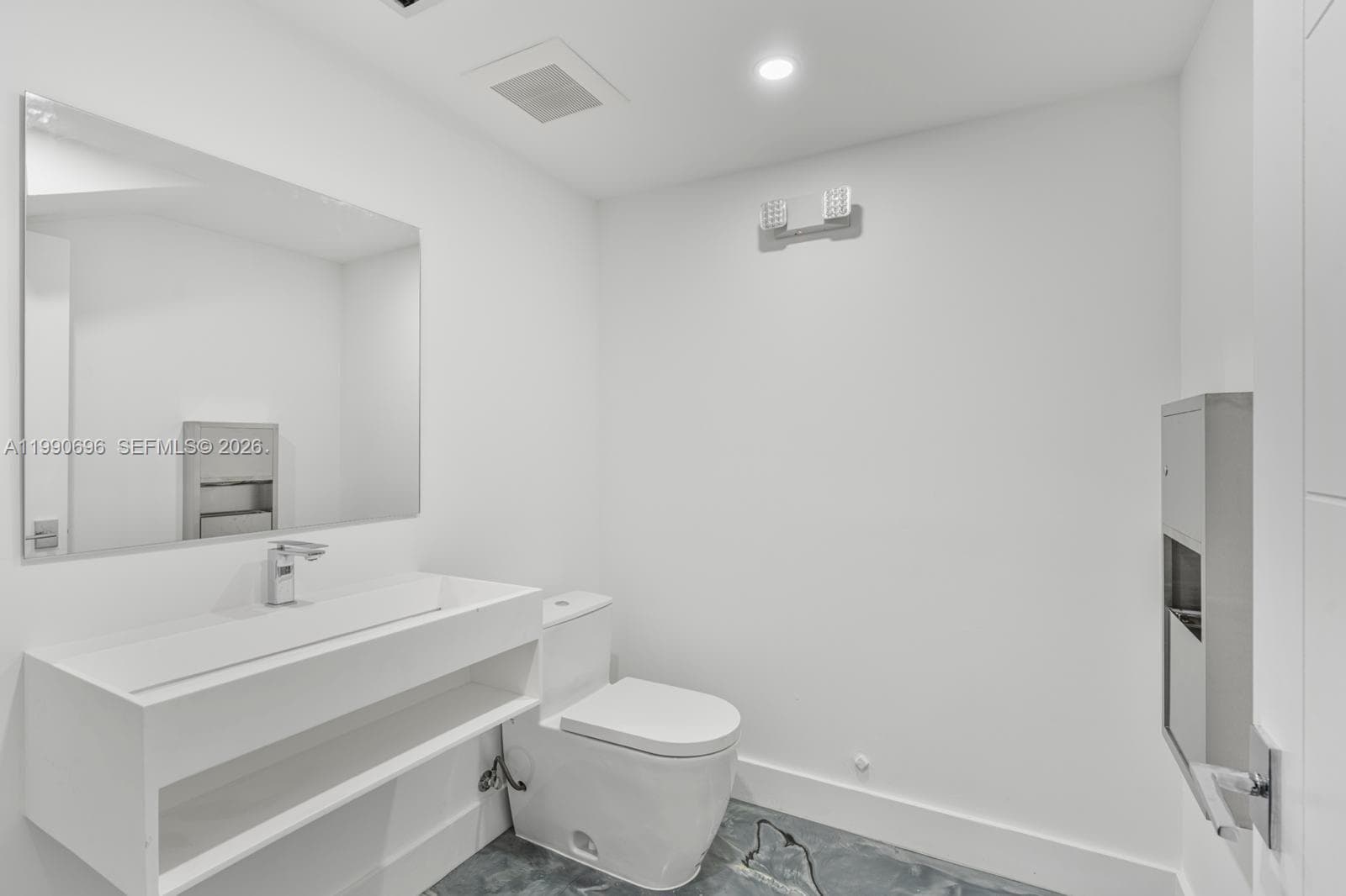 2075 W 76th St # 1, Hialeah FL 33016 — 38