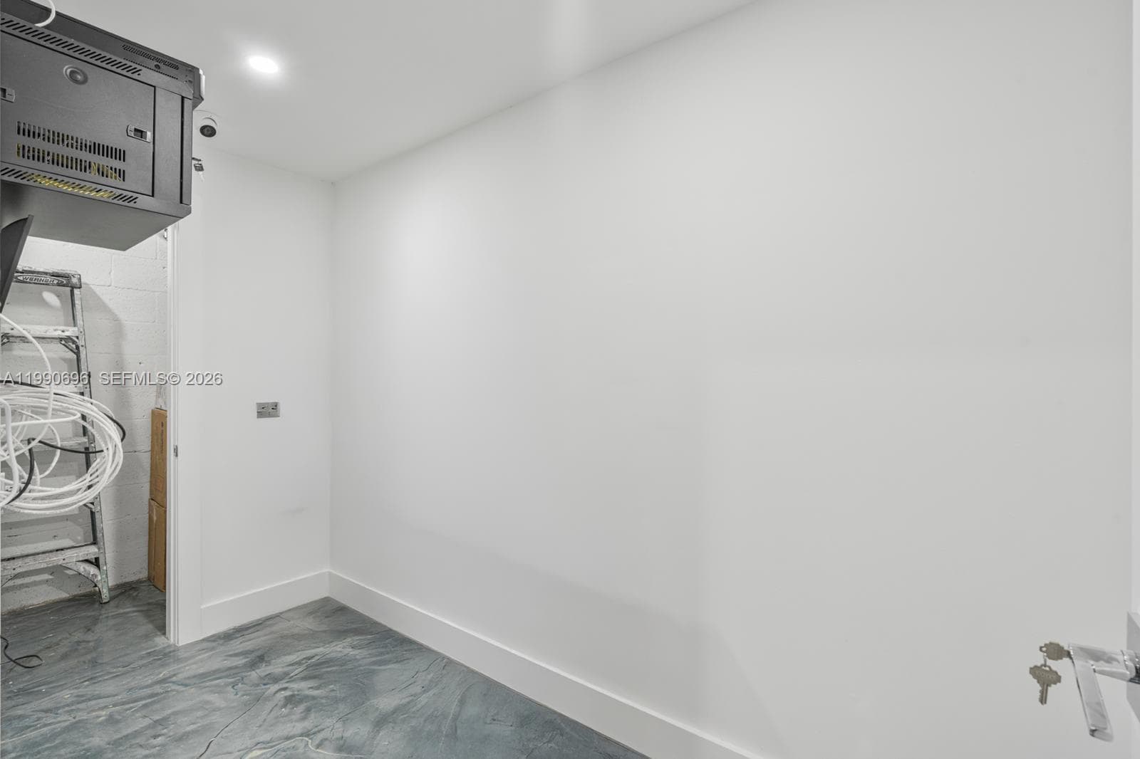 2075 W 76th St # 1, Hialeah FL 33016 — 37
