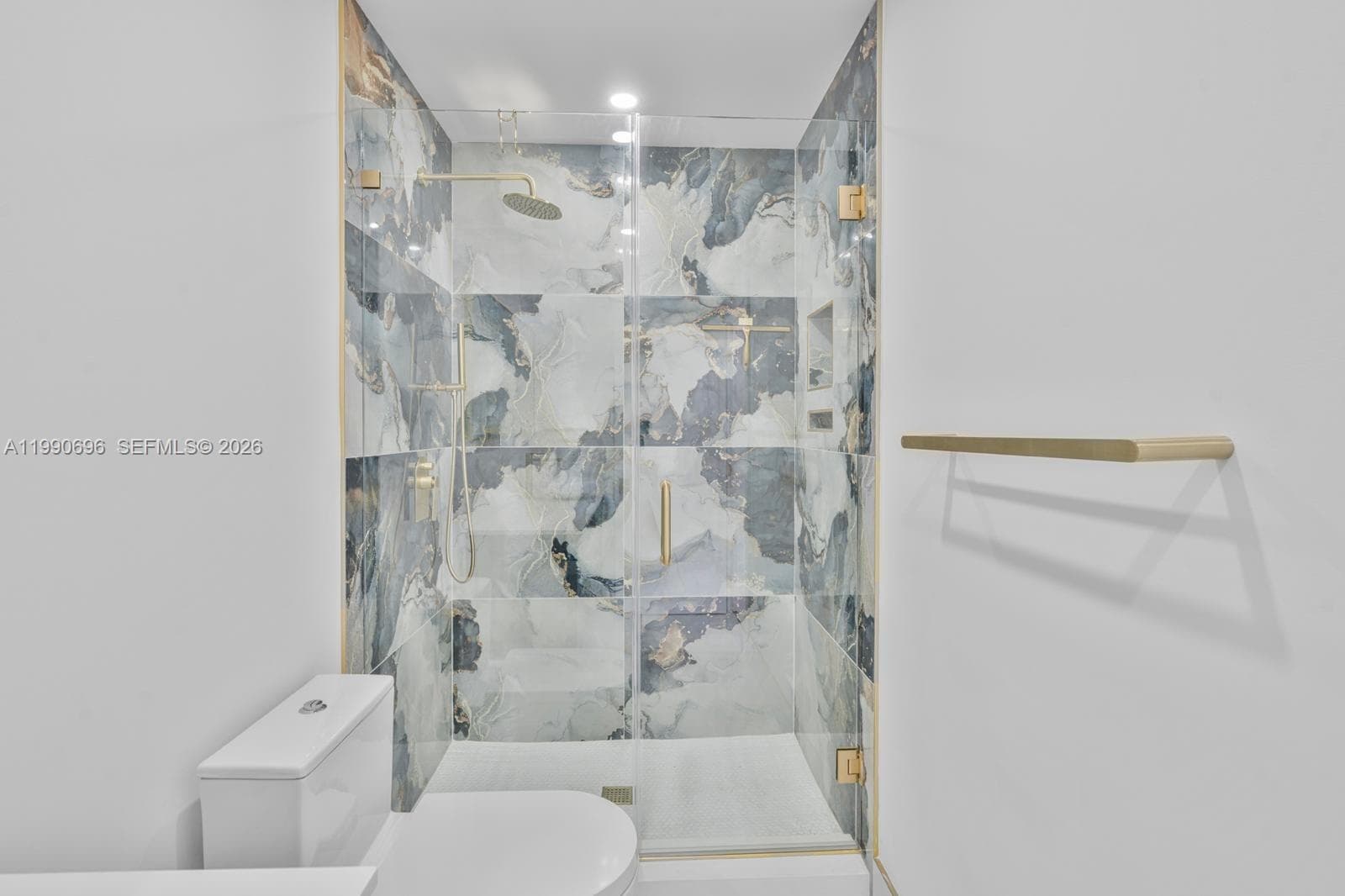 2075 W 76th St # 1, Hialeah FL 33016 — 8