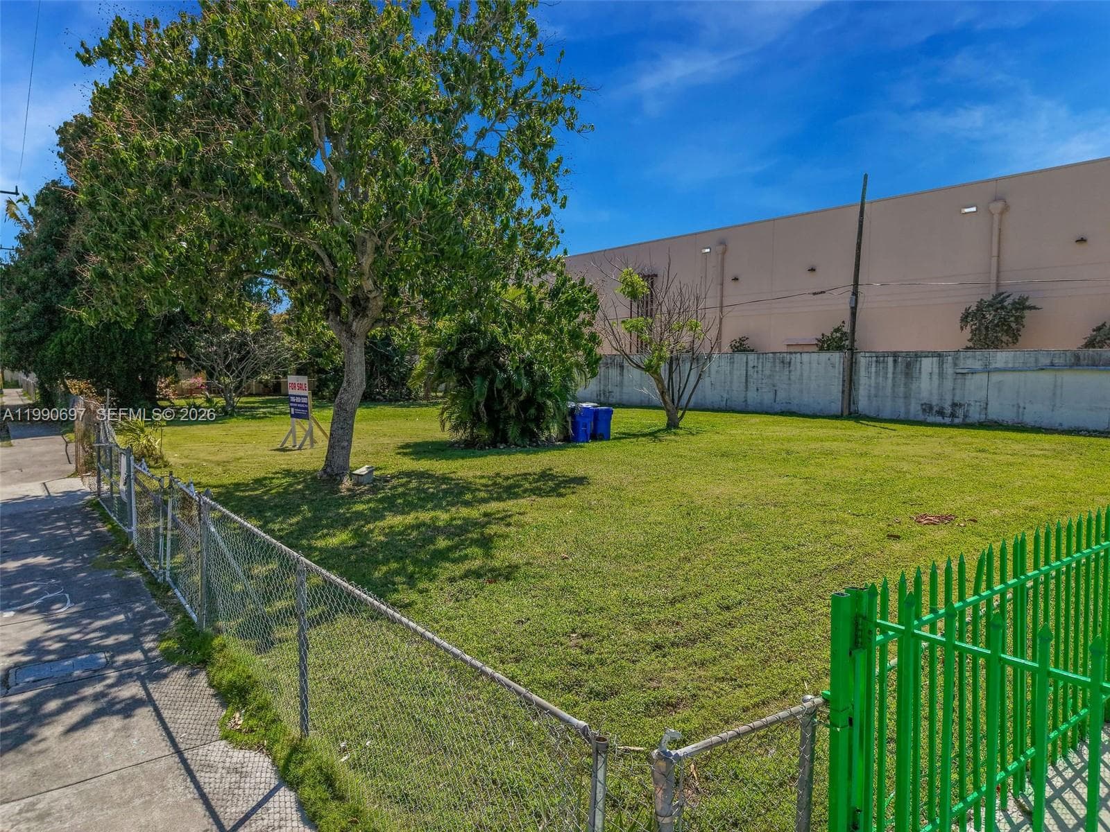 1000 SW 30th Ave, Miami FL 33135 — 10