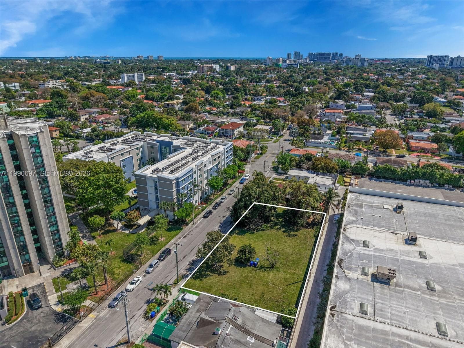 1000 SW 30th Ave, Miami FL 33135 — 15
