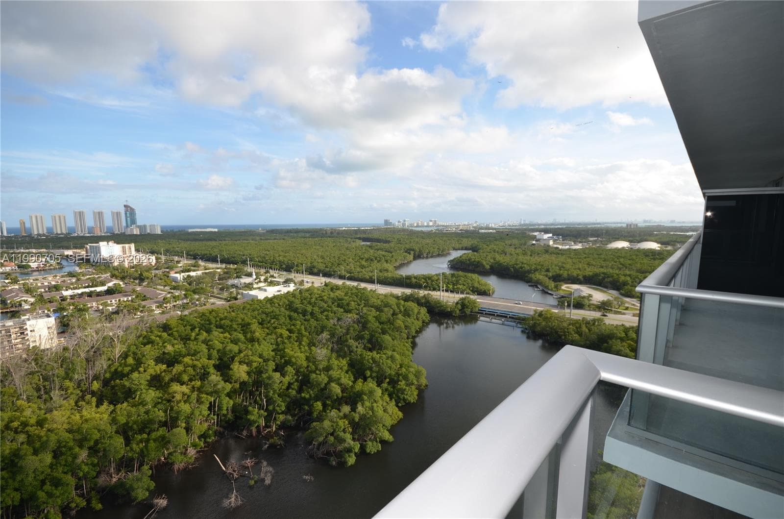 16385 Biscayne Blvd # 518, North Miami Beach FL 33160 — 21