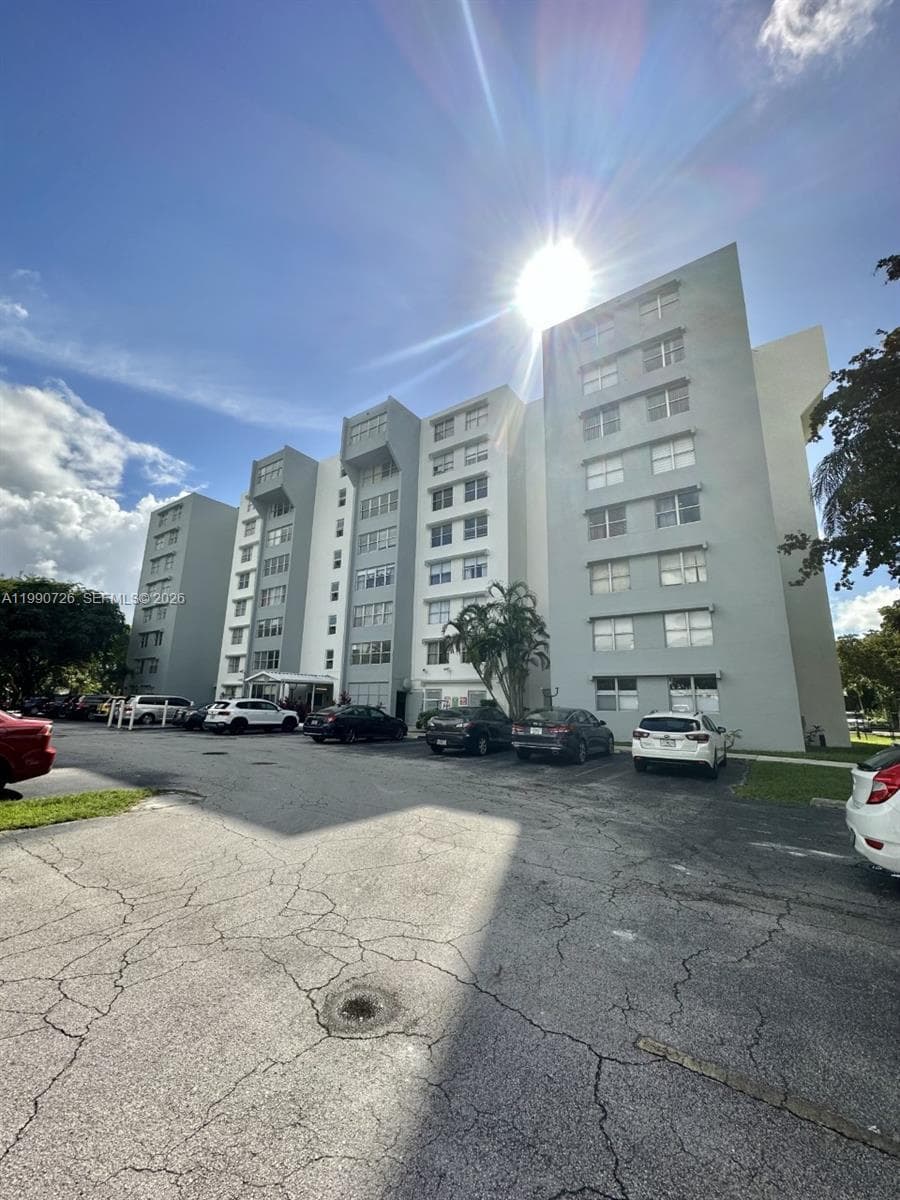 9001 SW 77th Ave # C604, Miami FL 33156 — 16
