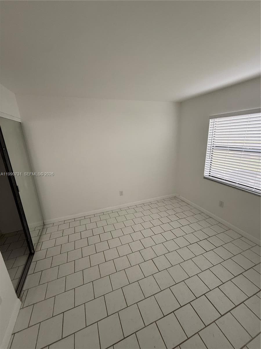 860 NE 207th Ter # 106, Miami FL 33179 — 16