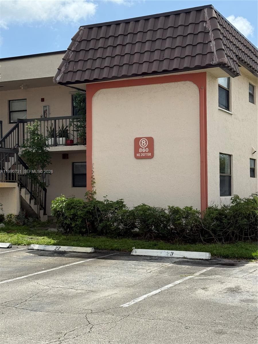 860 NE 207th Ter # 106, Miami FL 33179 — 4